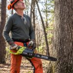 How to Drop a Tree With a Chainsaw