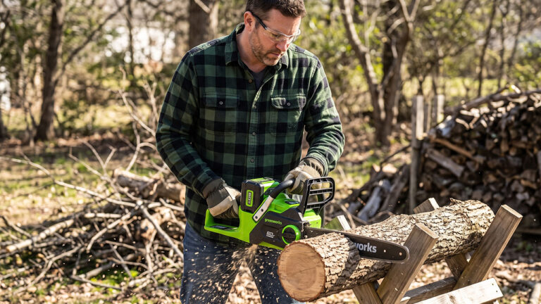 Greenworks 60V 18-Inch Chainsaw