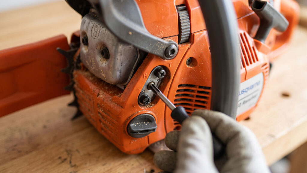 Husqvarna Chainsaw Cuts Out When Throttle Is Applied
