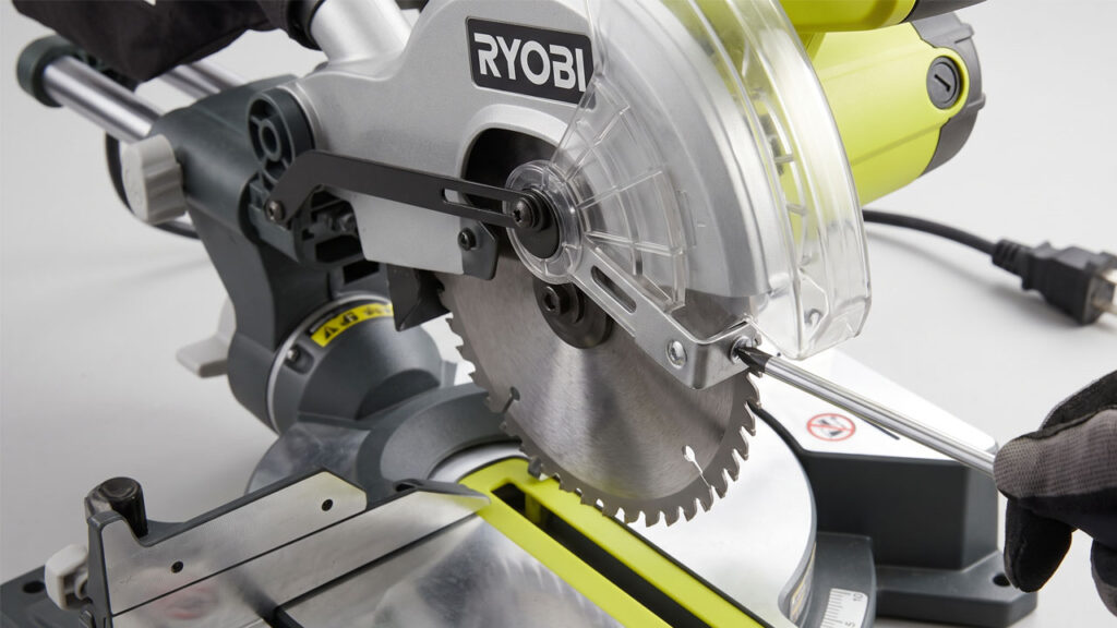 how to remove blade from ryobi miter saw